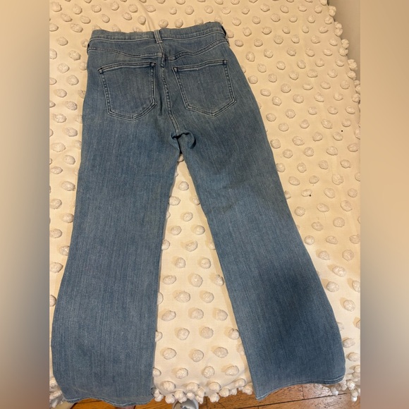AYR “The Pop” Women's Straight Leg Jeans in LIGHT WASH - Picture 5 of 5